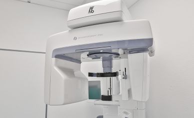 Zahnärztin Andrea Starck--Heinzmann - Orthopantomograph